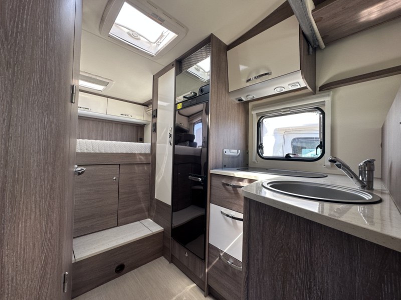 AUTOCARAVANA SEGUNDA MANO BÜRSTNER IXEO TIME IT 710 G