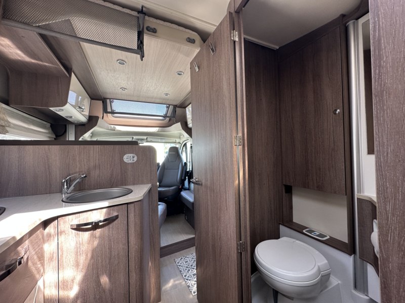 AUTOCARAVANA SEGUNDA MANO BÜRSTNER IXEO TIME IT 710 G