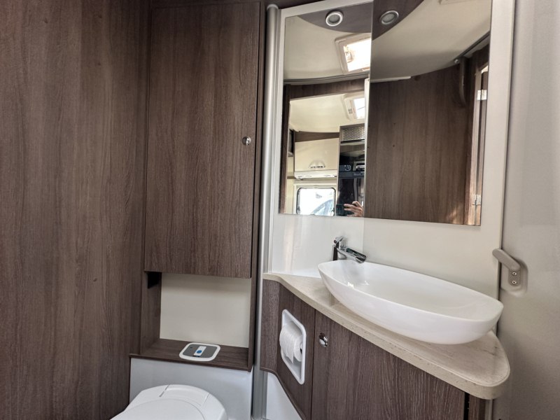 AUTOCARAVANA SEGUNDA MANO BÜRSTNER IXEO TIME IT 710 G