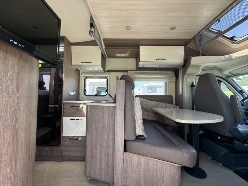 AUTOCARAVANA SEGUNDA MANO BÜRSTNER IXEO TIME IT 710 G