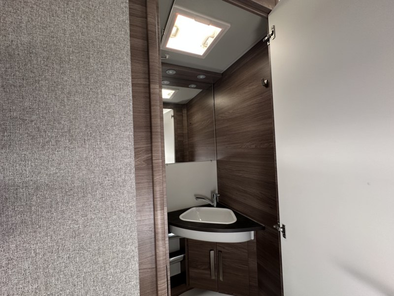 CARAVANA SEGONA MÀ KNAUS SPORT 500 QDK SILVER SELECTION