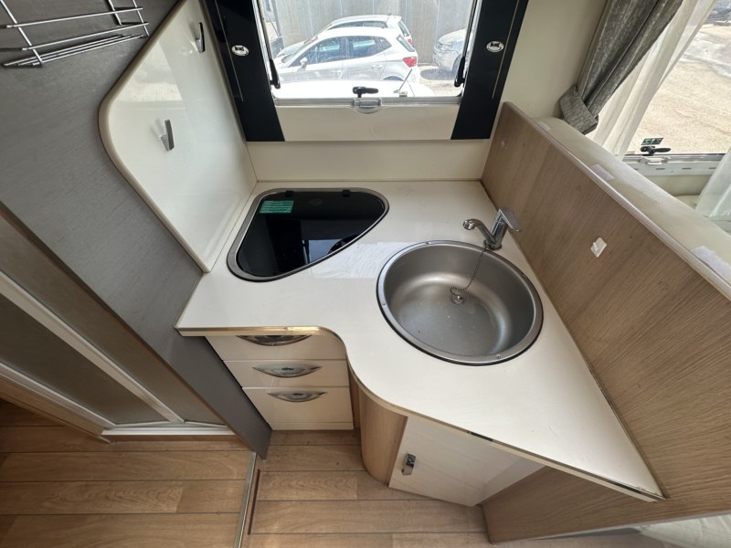 AUTOCARAVANA SEGUNDA MANO MCLOUIS NEVIS 379 G