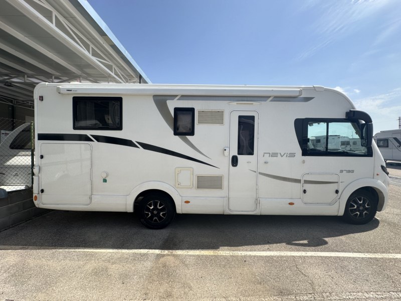 AUTOCARAVANA SEGUNDA MANO MCLOUIS NEVIS 379 G