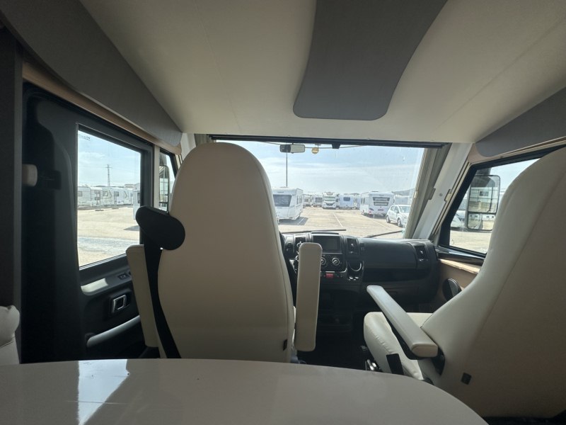 AUTOCARAVANA SEGUNDA MANO MCLOUIS NEVIS 379 G