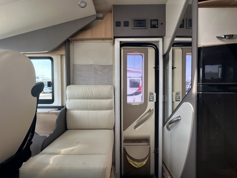 AUTOCARAVANA SEGUNDA MANO MCLOUIS NEVIS 379 G