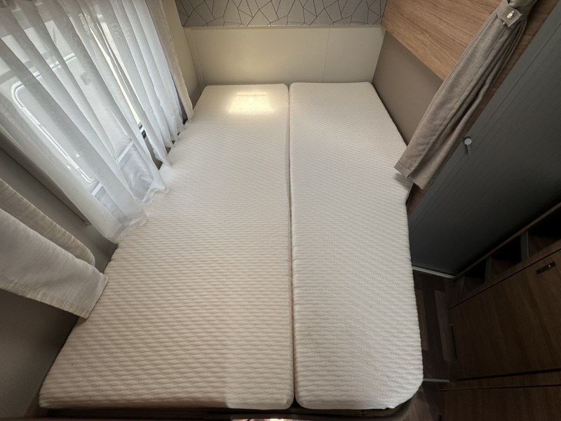 AUTOCARAVANA SEGONA MÀ WEINSBERG CARACOMPACT 600 MF