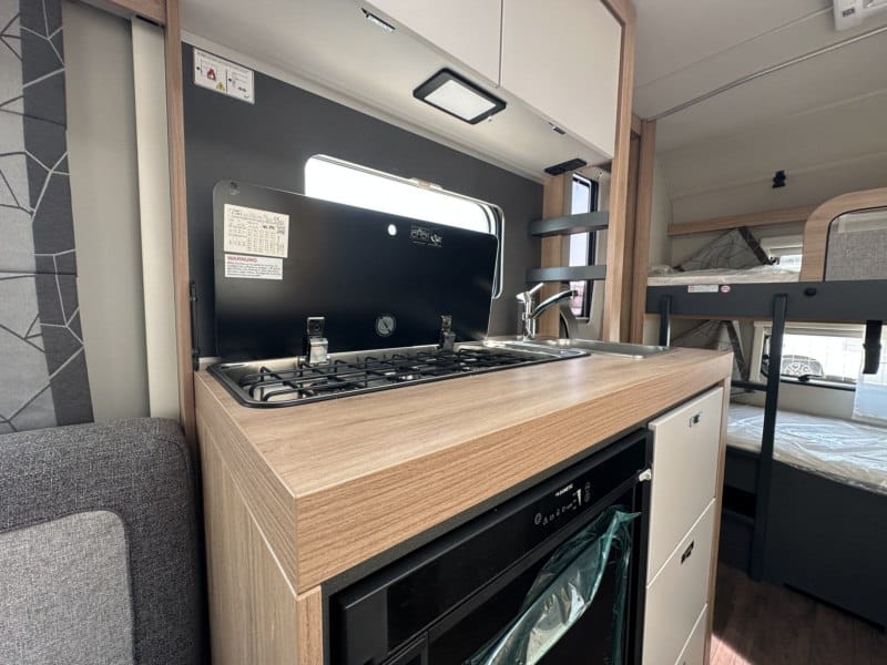 CARAVANA KNAUS SPORT 400 LK