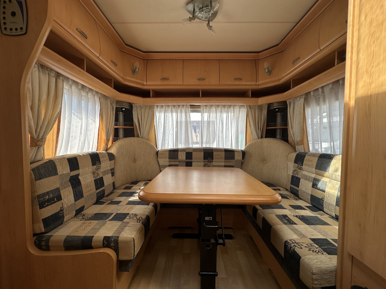 CARAVANA DE SEGUNDA MANO HOBBY 495 UL DE LUXE