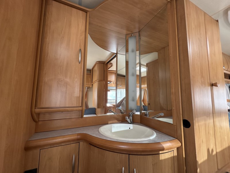 CARAVANA SEGUNDA MANO HOBBY 550 LUXE