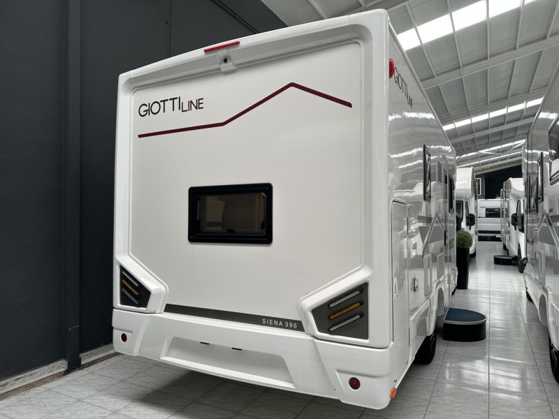 AUTOCARAVANA GIOTTILINE SIENA 396