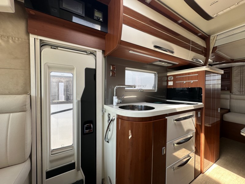AUTOCARAVANA SEGUNDA MANO MOBILVETTA K YATCH TEKNO LINE 80