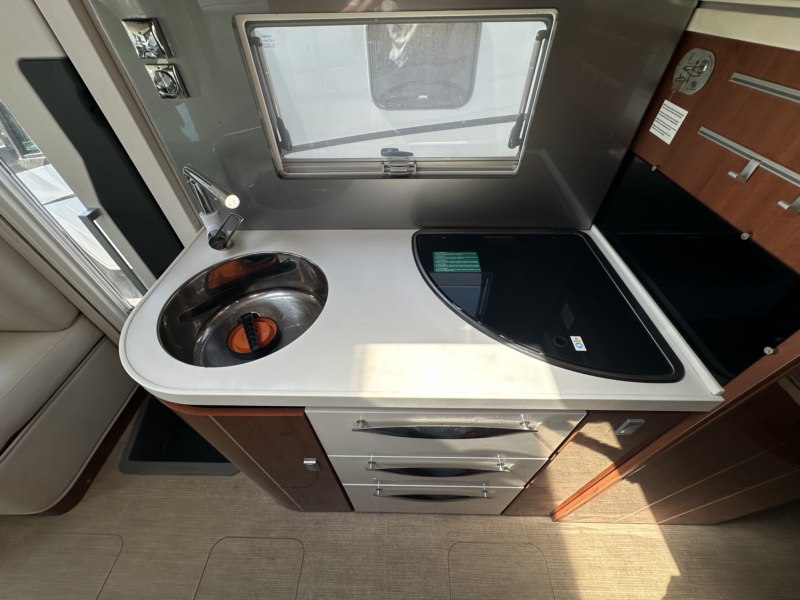 AUTOCARAVANA SEGUNDA MANO MOBILVETTA K YATCH TEKNO LINE 80