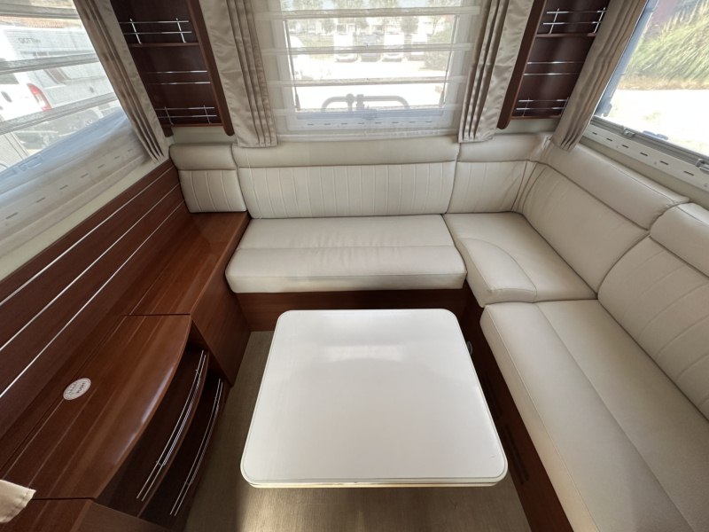 AUTOCARAVANA SEGUNDA MANO MOBILVETTA K YATCH TEKNO LINE 80