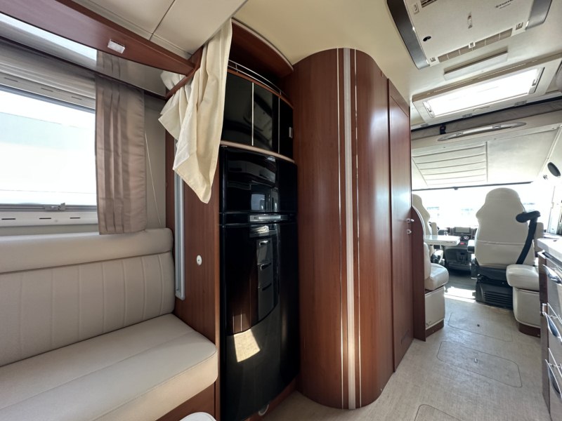 AUTOCARAVANA SEGUNDA MANO MOBILVETTA K YATCH TEKNO LINE 80