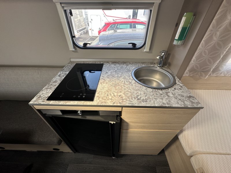 CARAVANA SEGONA MÀ WEINSBERG CARACITO 450 FU