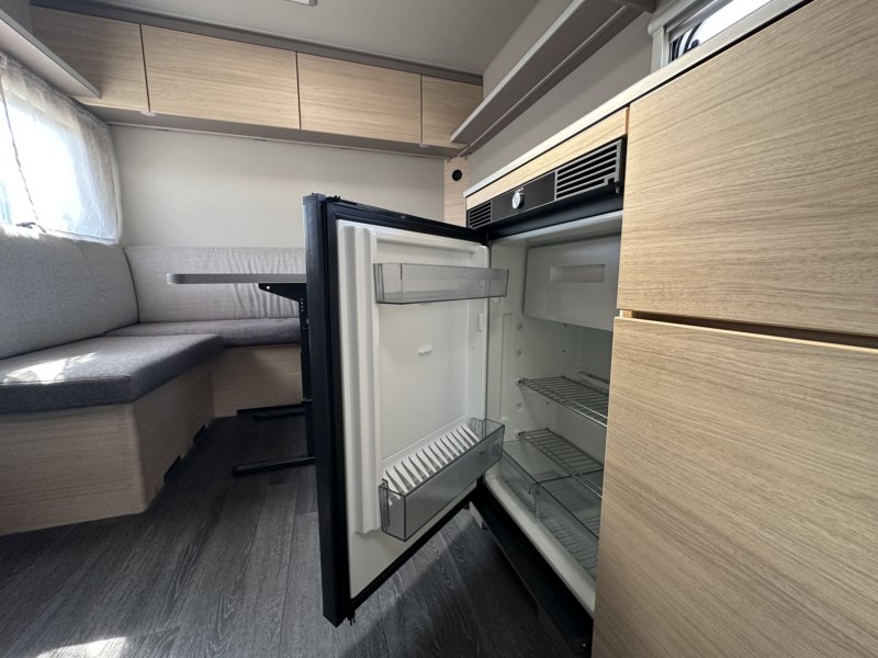 CARAVANA SEGONA MÀ WEINSBERG CARACITO 450 FU