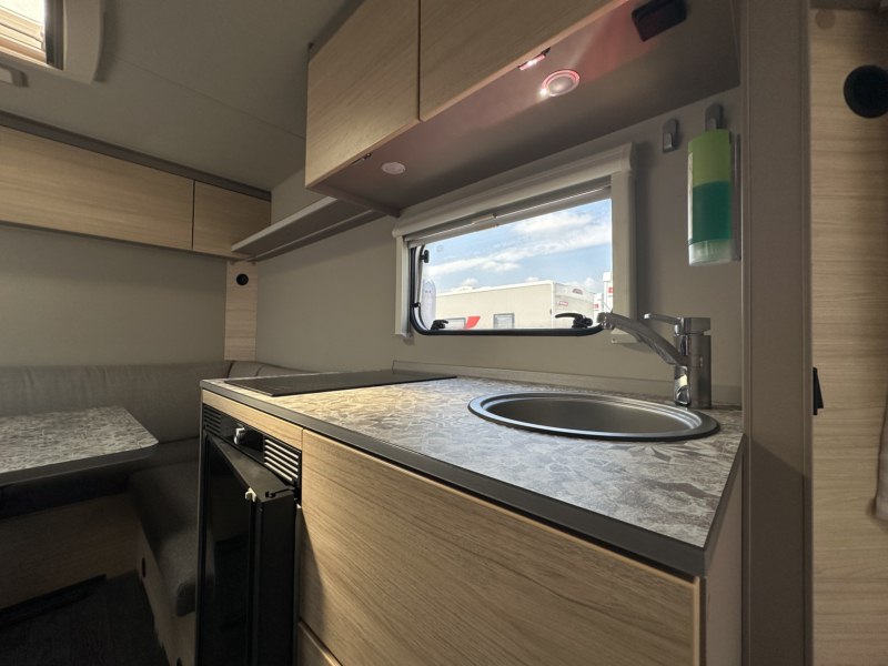 CARAVANA SEGONA MÀ WEINSBERG CARACITO 450 FU