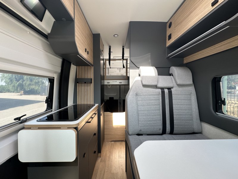 CAMPER PILOTE V633 M EXPRESSION