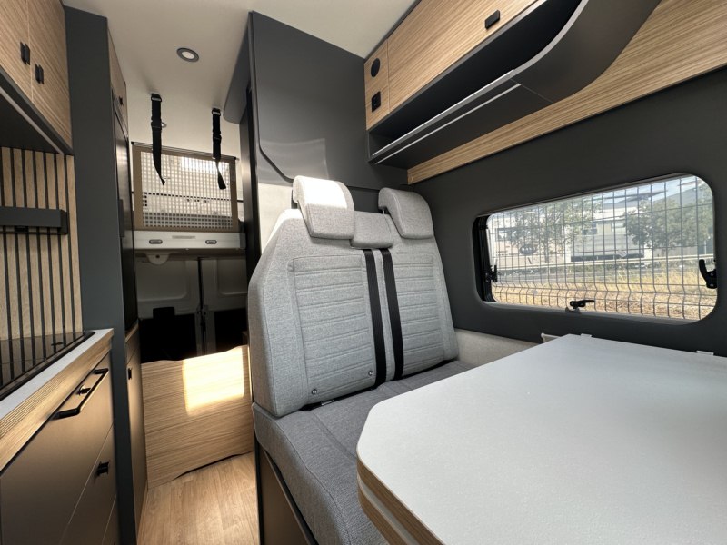 CAMPER PILOTE V633 M EXPRESSION