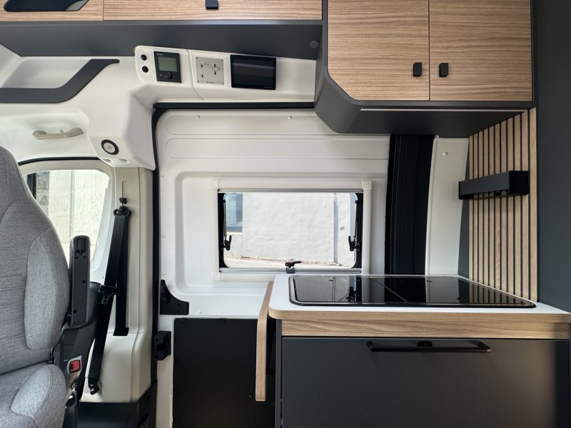 CAMPER PILOTE V633 M EXPRESSION