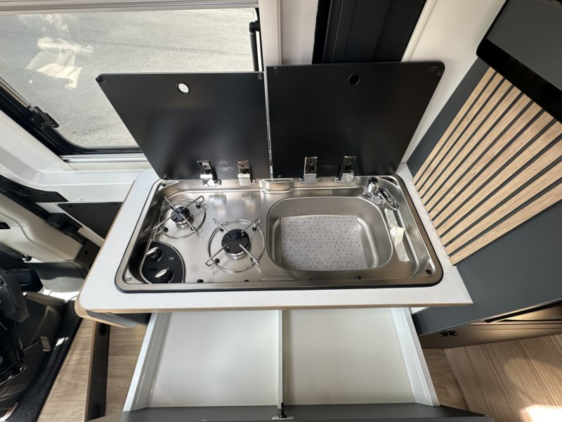 CAMPER PILOTE V633 M EXPRESSION