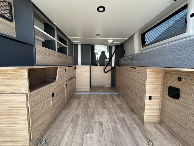 CAMPER PILOTE V633 M EXPRESSION