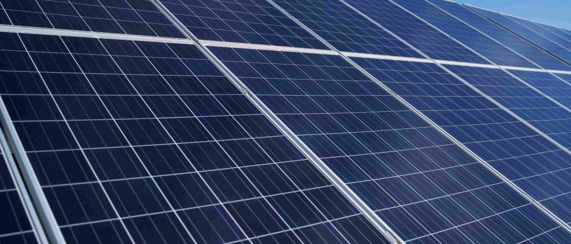 Así puedes aprovechar el techo de tu autocaravana con placas solares