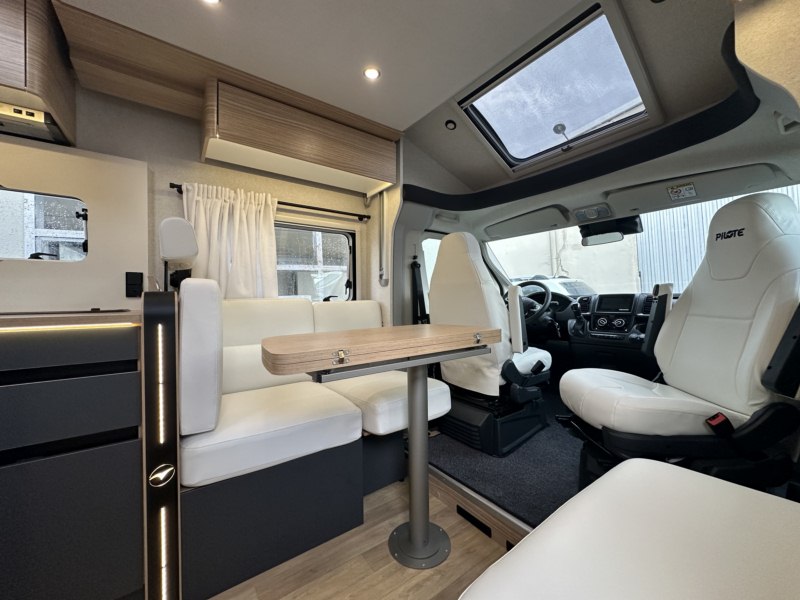 AUTOCARAVANA SEGUNDA MANO PILOTE P740 FGJ