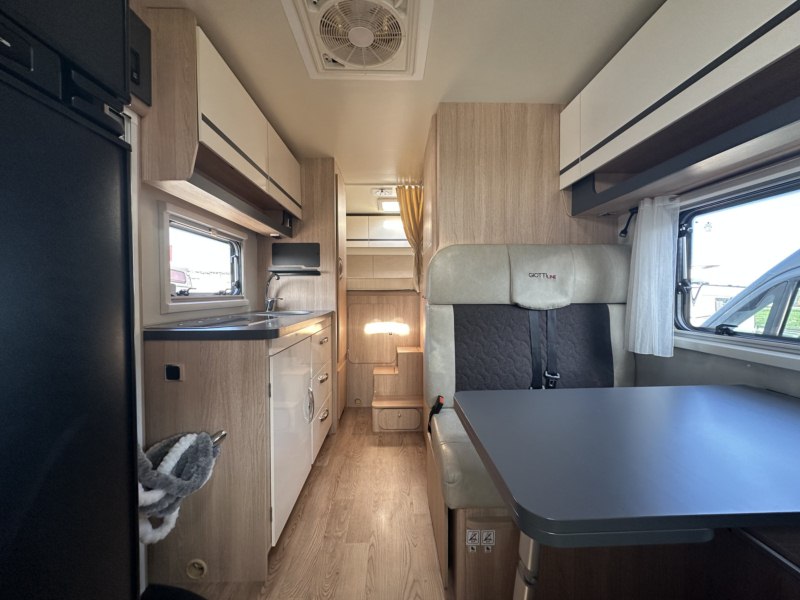 AUTOCARAVANA SEGONA MÀ GIOTTILINE SIENA 440