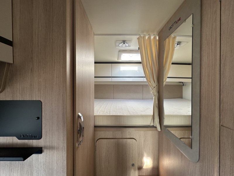 AUTOCARAVANA SEGONA MÀ GIOTTILINE SIENA 440