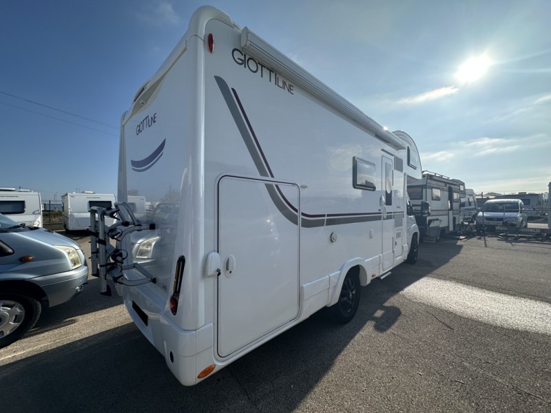 AUTOCARAVANA SEGONA MÀ GIOTTILINE SIENA 440