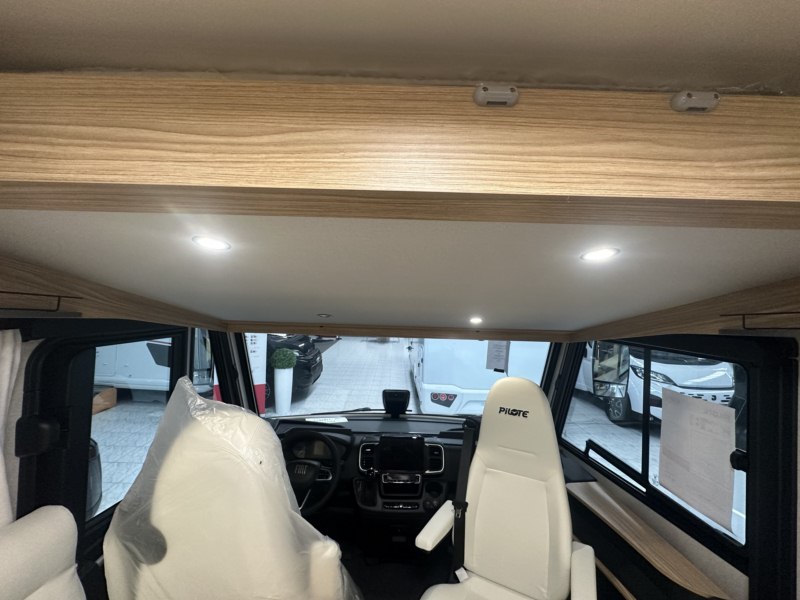 AUTOCARAVANA PILOTE G740 FGJ EVIDENCE