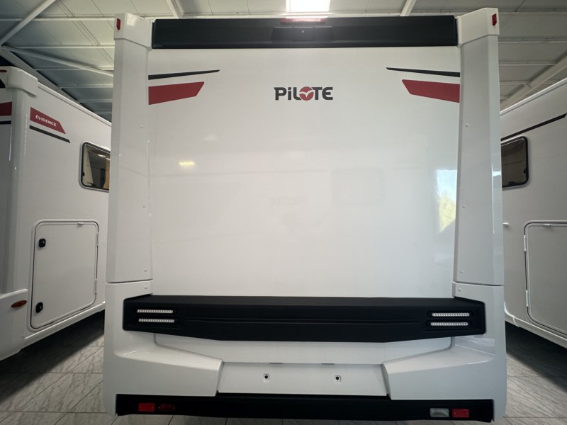 AUTOCARAVANA PILOTE G740 FGJ EVIDENCE