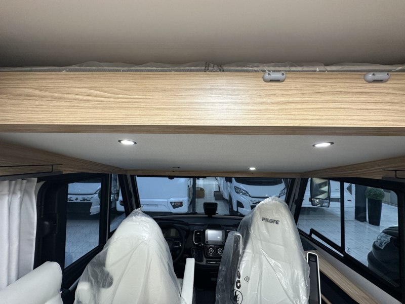 AUTOCARAVANA PILOTE G740 FC EXPRESSION