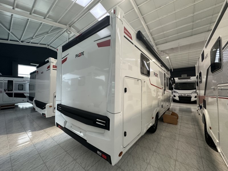 AUTOCARAVANA PILOTE G740 FC EXPRESSION