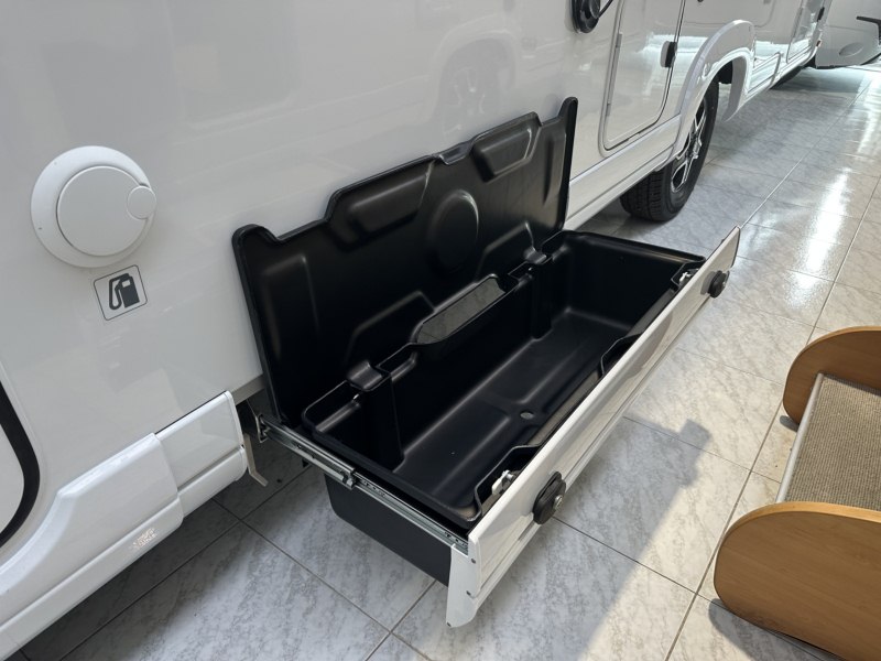 AUTOCARAVANA PILOTE G740 FC EXPRESSION