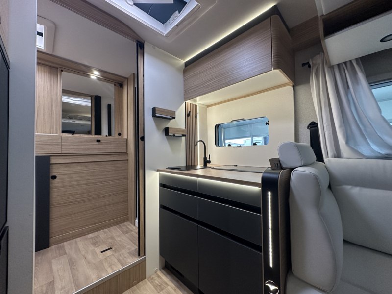 AUTOCARAVANA PILOTE P690D EVIDENCE