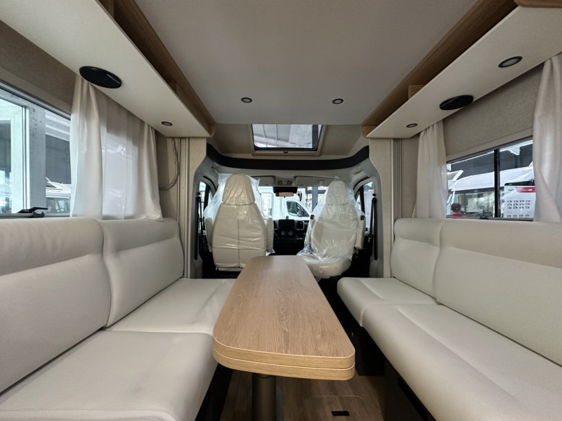 AUTOCARAVANA PILOTE P690D EVIDENCE