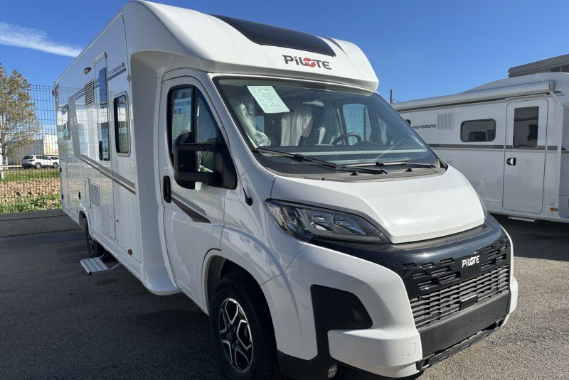 Autocaravana Pilote P740C Evidence