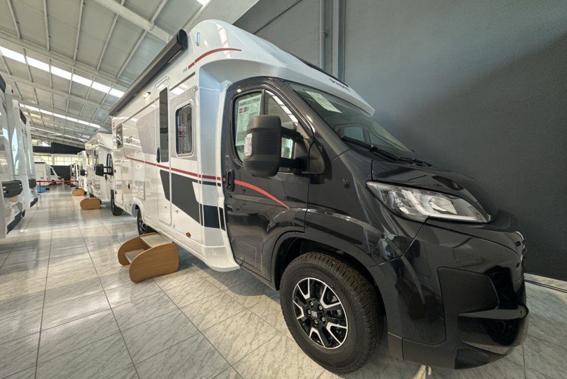 Autocaravana Pilote P740GJ Evidence