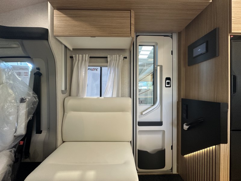 AUTOCARAVANA PILOTE P740GJ EVIDENCE