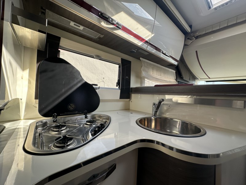 AUTOCARAVANA SEGONA MÀ MCLOUIS NEVIS 75