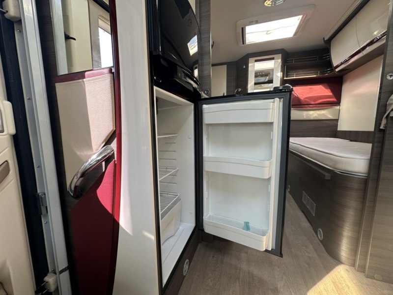 AUTOCARAVANA SEGONA MÀ MCLOUIS NEVIS 75