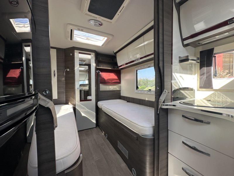 AUTOCARAVANA SEGONA MÀ MCLOUIS NEVIS 75