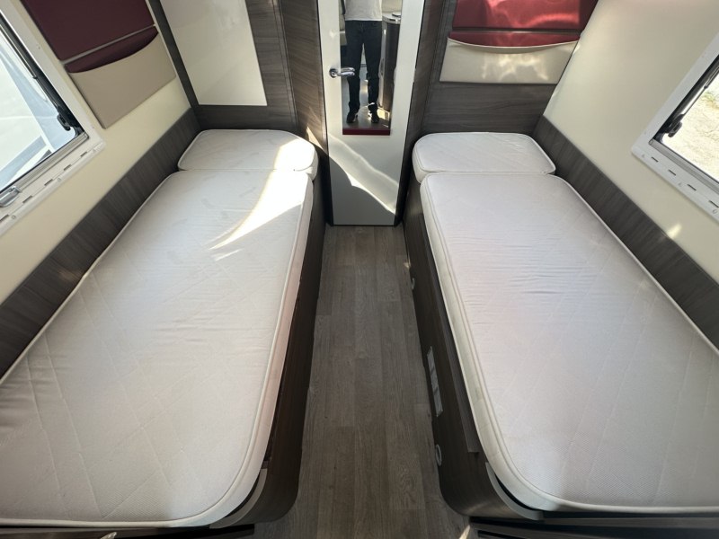 AUTOCARAVANA SEGONA MÀ MCLOUIS NEVIS 75