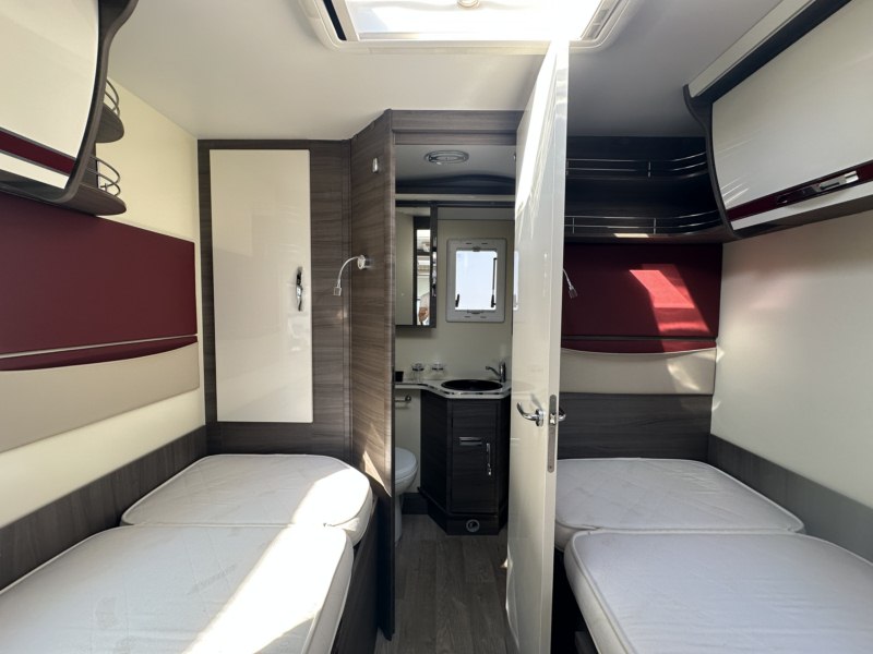 AUTOCARAVANA SEGONA MÀ MCLOUIS NEVIS 75
