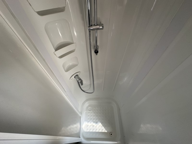AUTOCARAVANA SEGONA MÀ MCLOUIS NEVIS 75