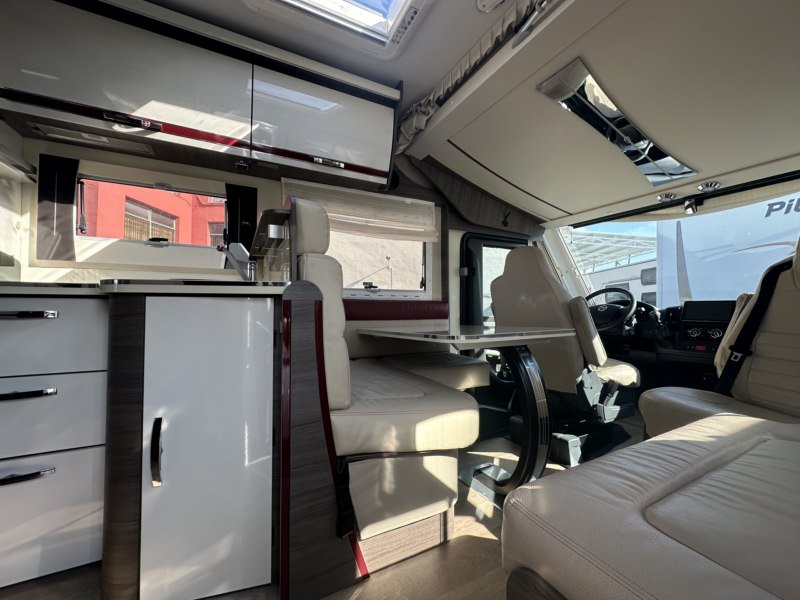 AUTOCARAVANA SEGONA MÀ MCLOUIS NEVIS 75