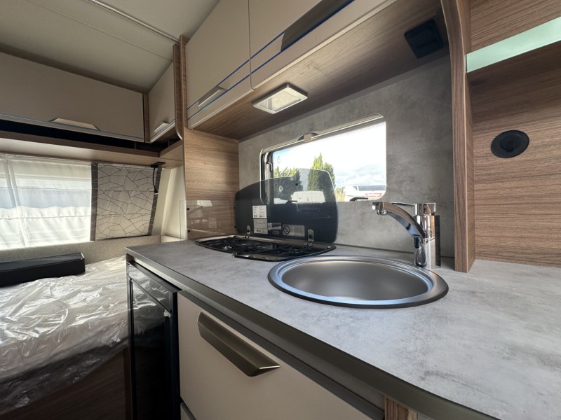 CARAVANA DE SEGONA MÀ KNAUS SPORT 420 QD