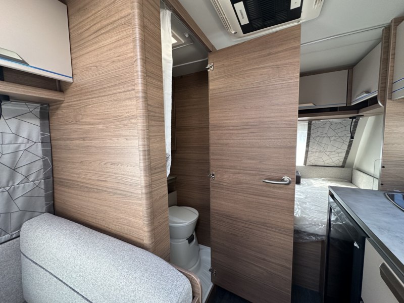 CARAVANA DE SEGONA MÀ KNAUS SPORT 420 QD